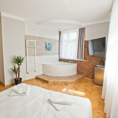 R&B Apartments Poznan Exterior photo