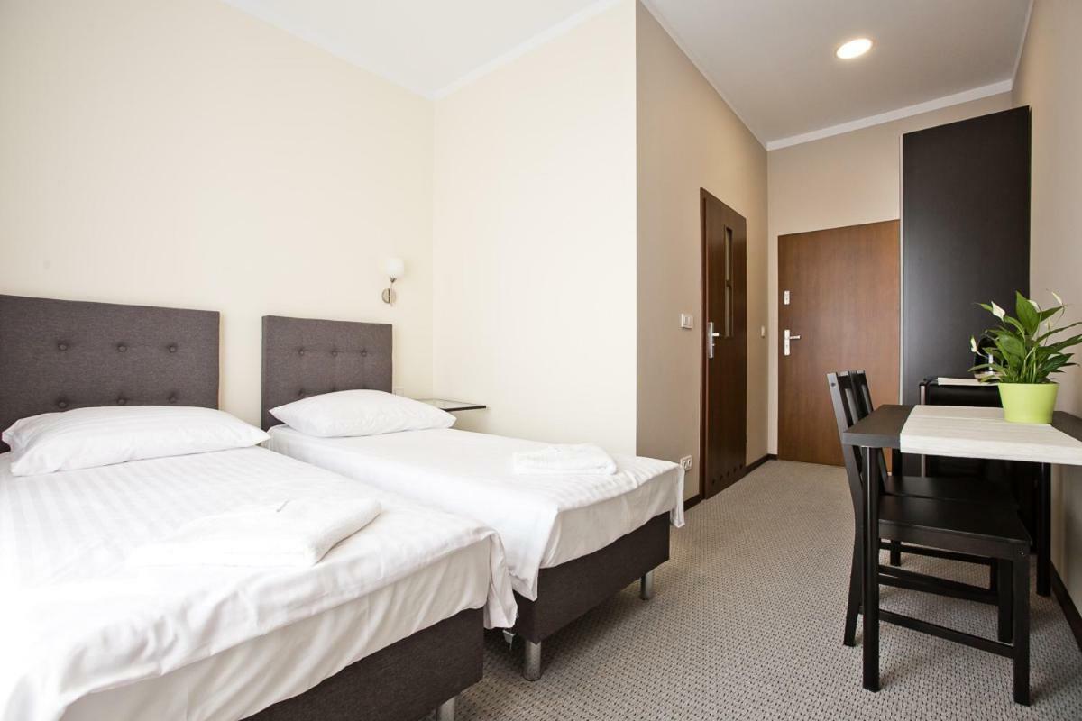 R&B Apartments Poznan Exterior photo